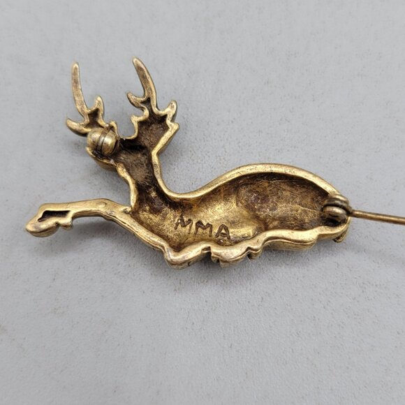 Vintage MMA Gold Brass Reclining Deer Stag Brooch Pin - Picture 5 of 5